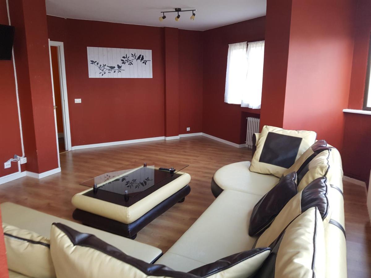 Apartamentos Halcon Рибадео Екстериор снимка